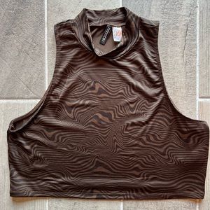 DIVIDED by H&M sleeveless crop top.